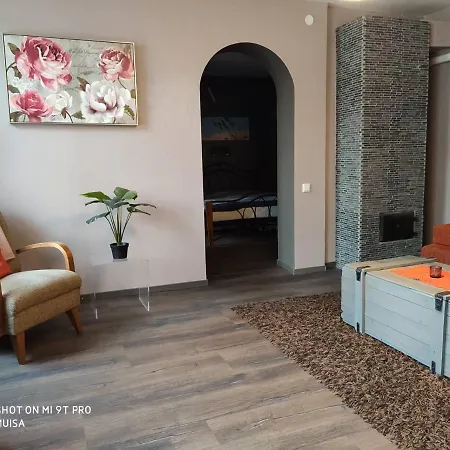 Apartment Chelsea Karusselli 3-2 *